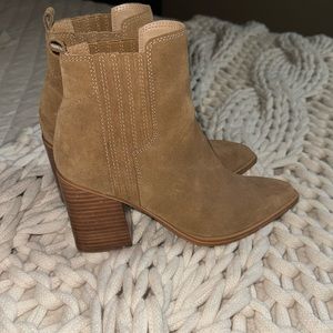 Steve Madden boots